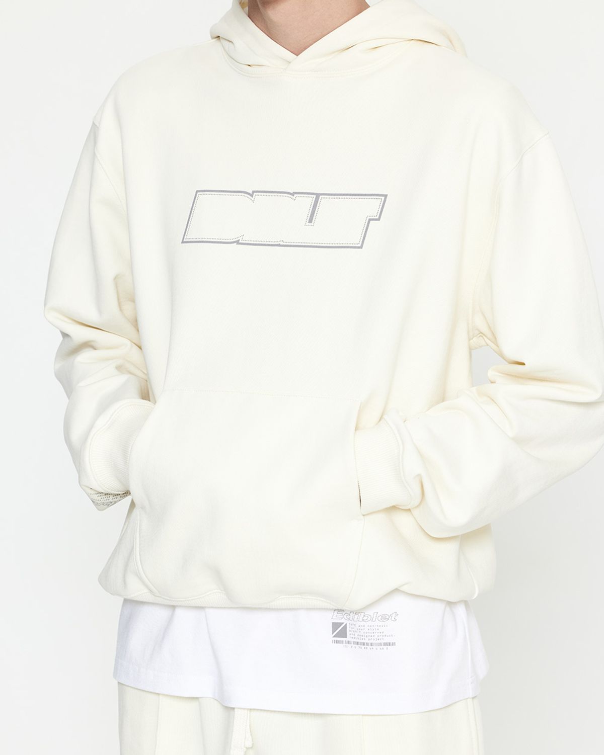 에디블렛(EDIBLET) 블랭크 로고 프린트 후드 ORIGINAL FIT  -IVORY-