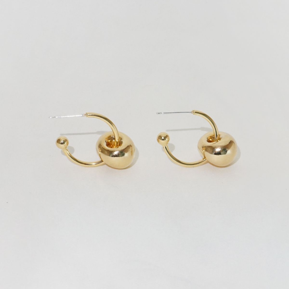 스틸 인스턴트(STILL INSTANT) Round Hole & Forms - Earring 03 (2colors)