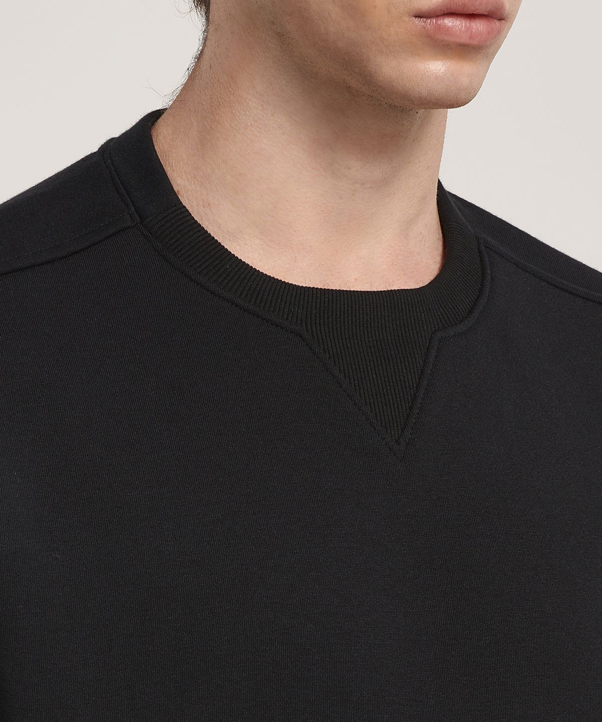 쉴드(SHIELD) HAIRY FLEECE MENS SWEATSHIRT