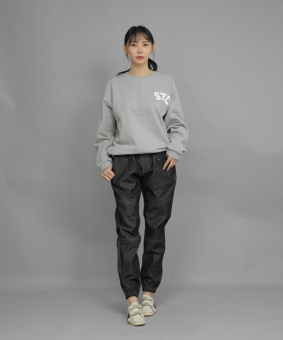 세인트크루(SAINTCREW) 세미슬림핏 절개 데님 조거팬츠 CS-301J 블랙 BRS