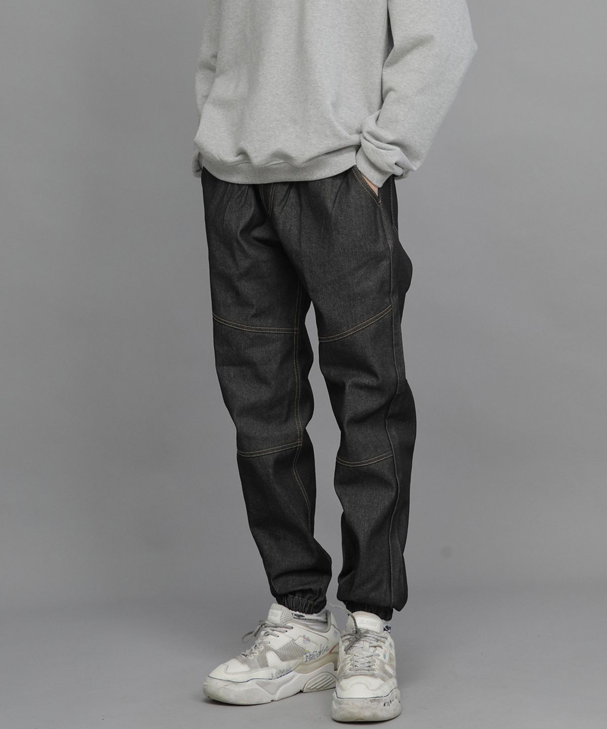 세인트크루(SAINTCREW) 세미슬림핏 절개 데님 조거팬츠 CS-301J 블랙 BRS