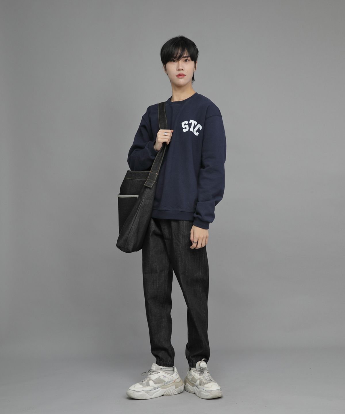 세인트크루(SAINTCREW) 펜타곤 포켓 빅사이즈 크로스백 PPC-115 데님 블랙