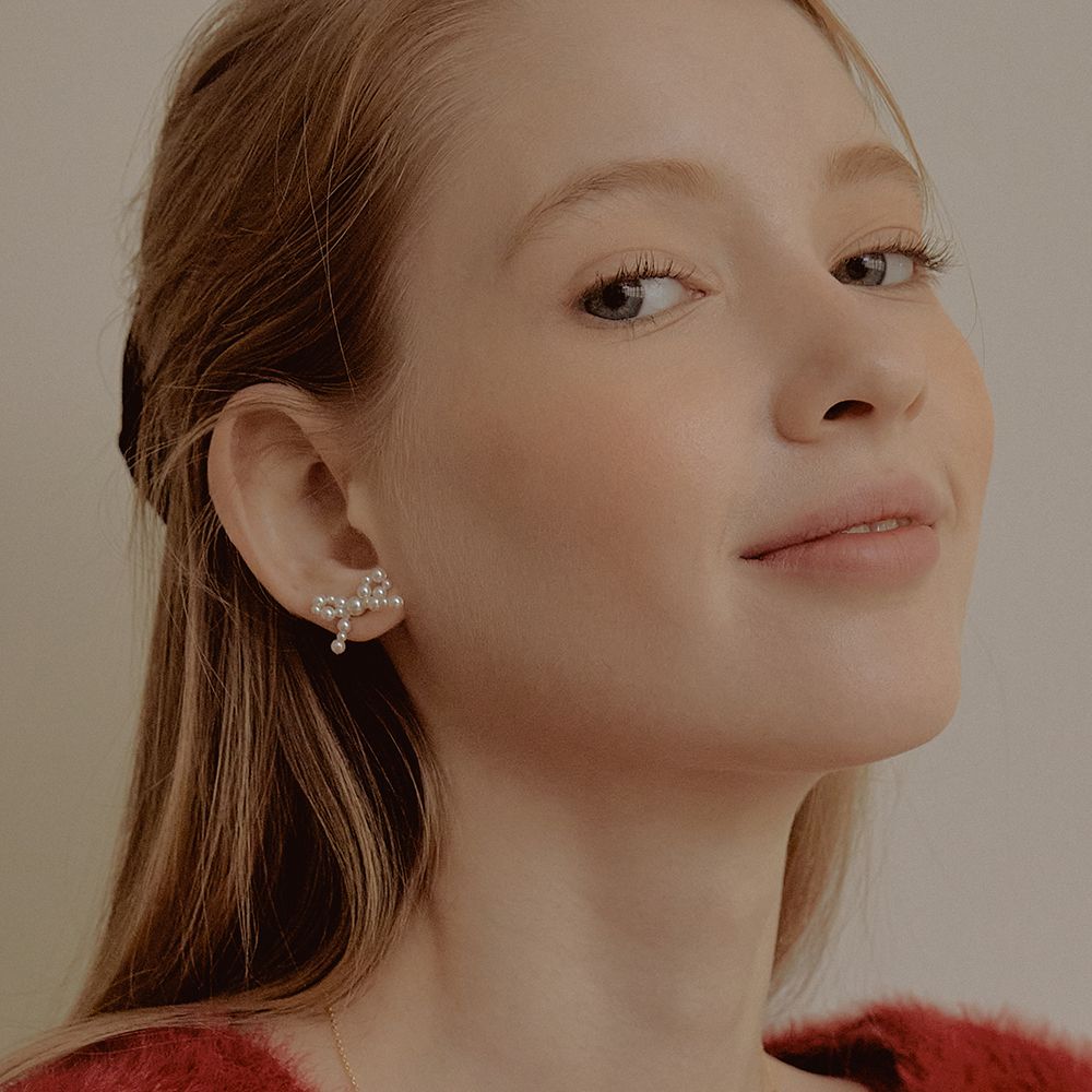 【TATIANA】Lovely Pearl Ribbon Earring EC1952〜リボンピアス MUSINSA公式 | TATIANA (SILVER925) Lovely Pearl Ribbon