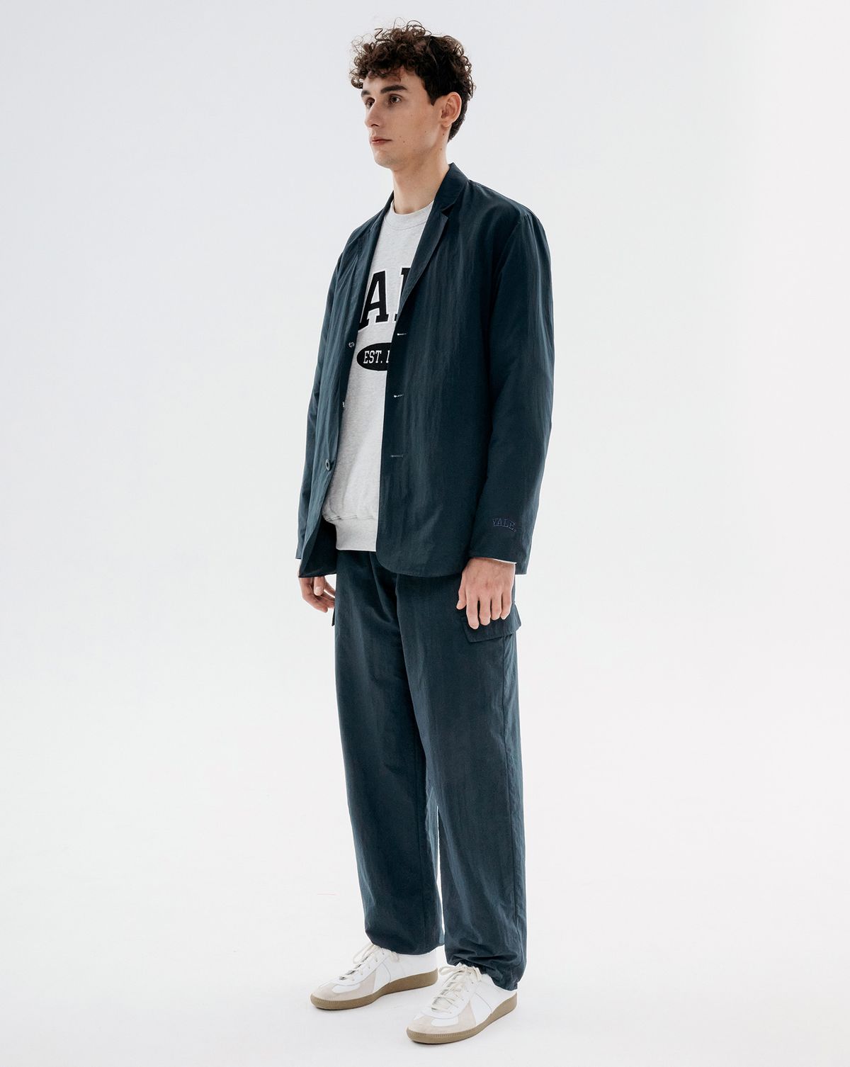 예일(YALE) [YALE x DESCENTE] 나일론 패커블 컴포트 이지 자켓 블루