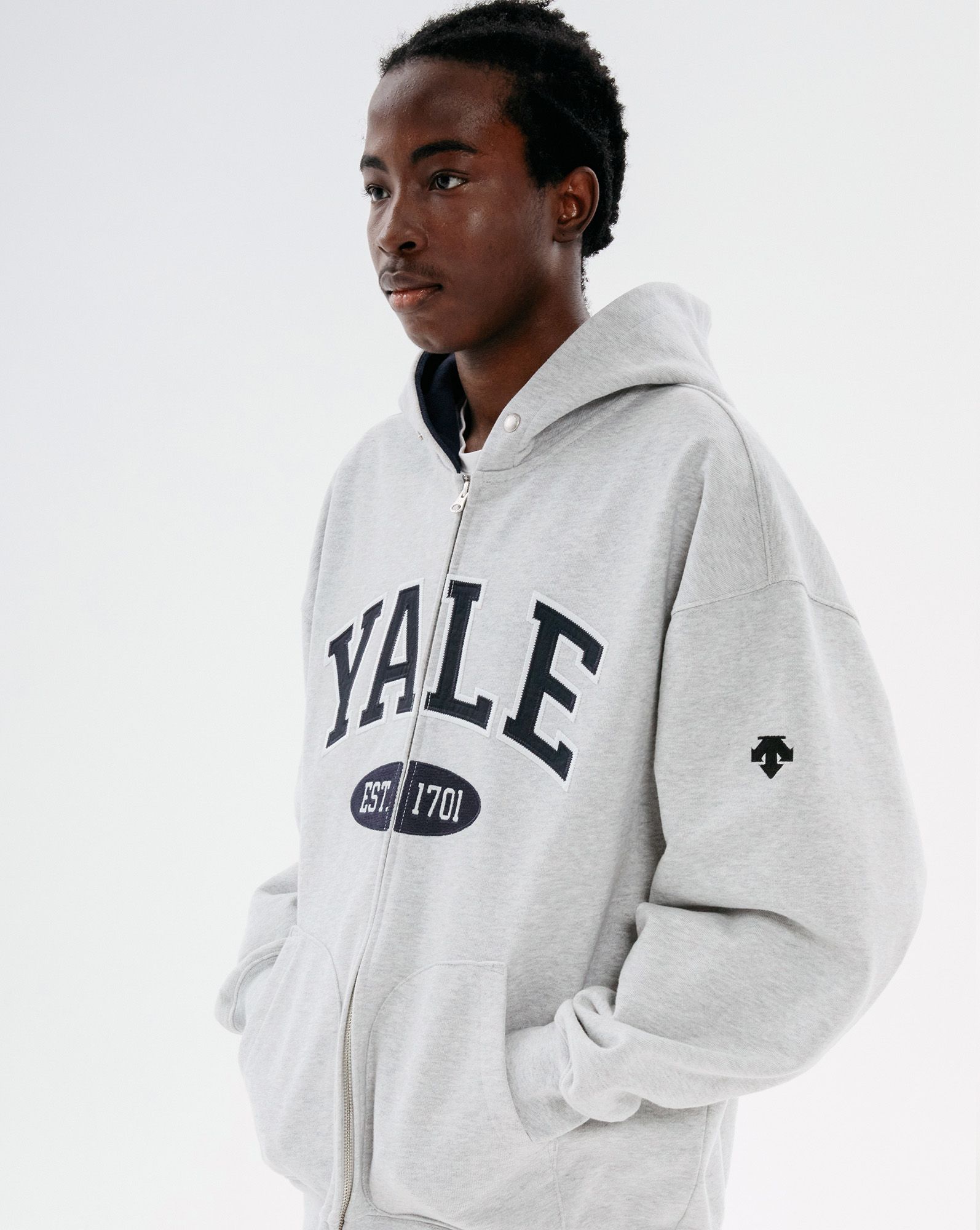 MUSINSA | YALE [YALE x Descente] HEAVY-WEIGHT POCKET HOODIE