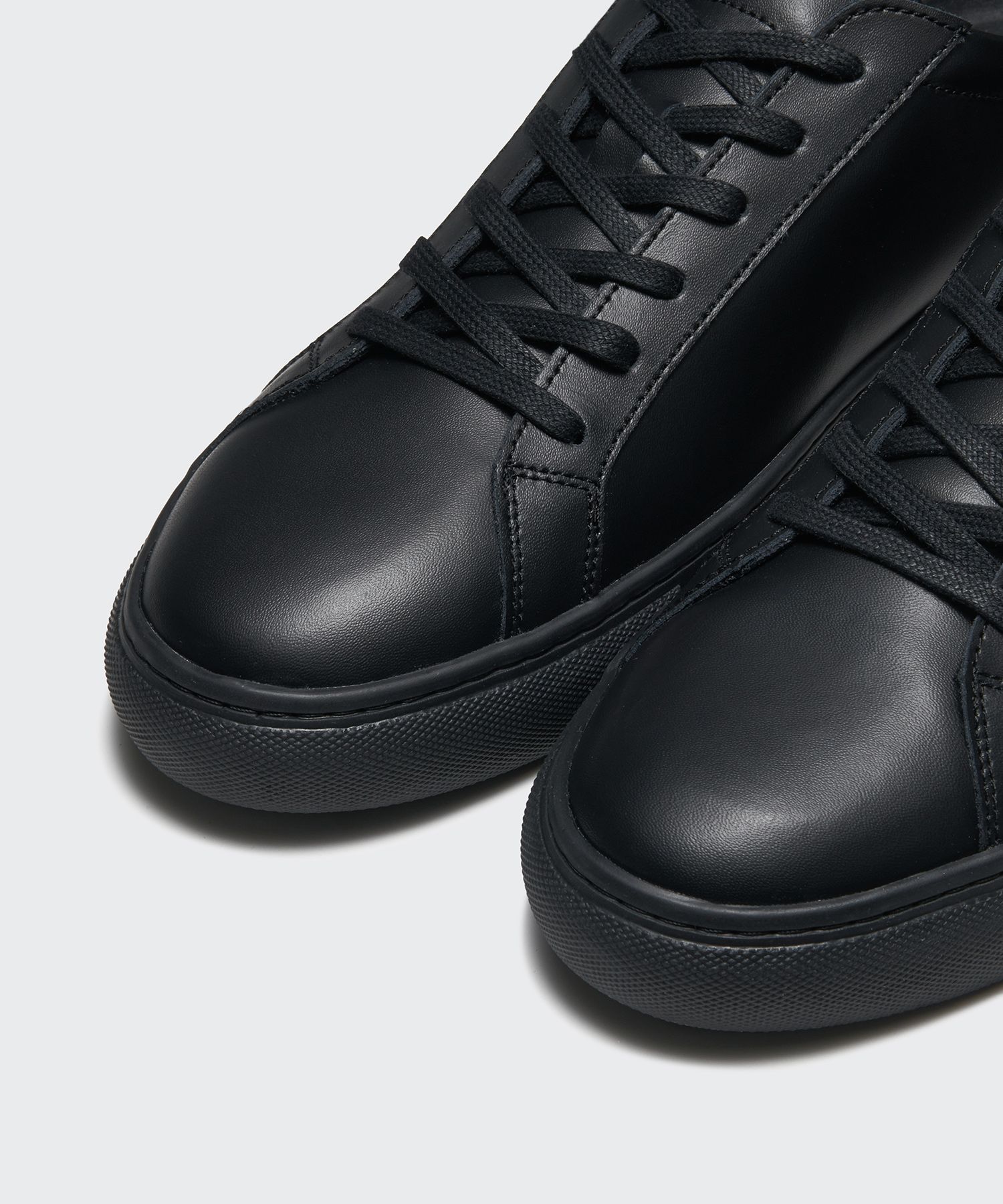 MUSINSA公式 | MUSINSA STANDARD Leather Court Sneakers Mark