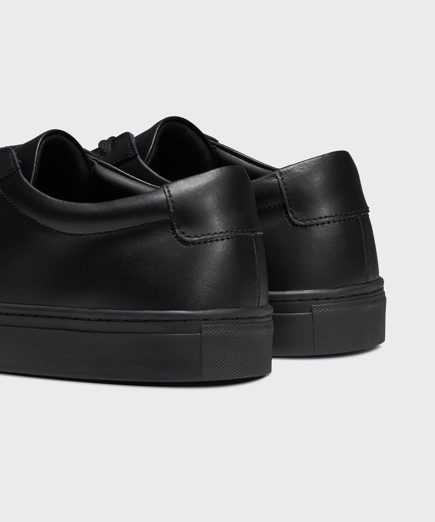 ★MUSINSA STANDARD★ Leather Court Sneakers Mark 2 SILVER LEATHER COURT SNEAKERS Mark 2 [WHITE] | KRAZZY