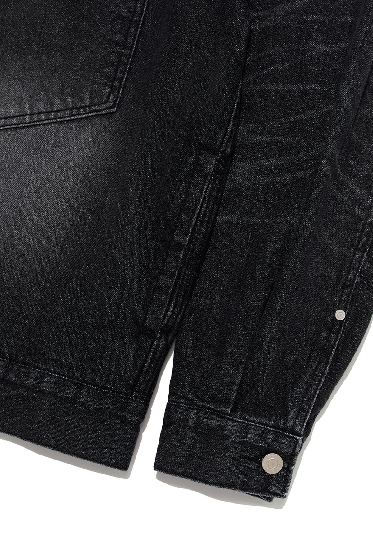 비바스튜디오(VIVASTUDIO) DENIM TRUCKER JACKET [BLACK]