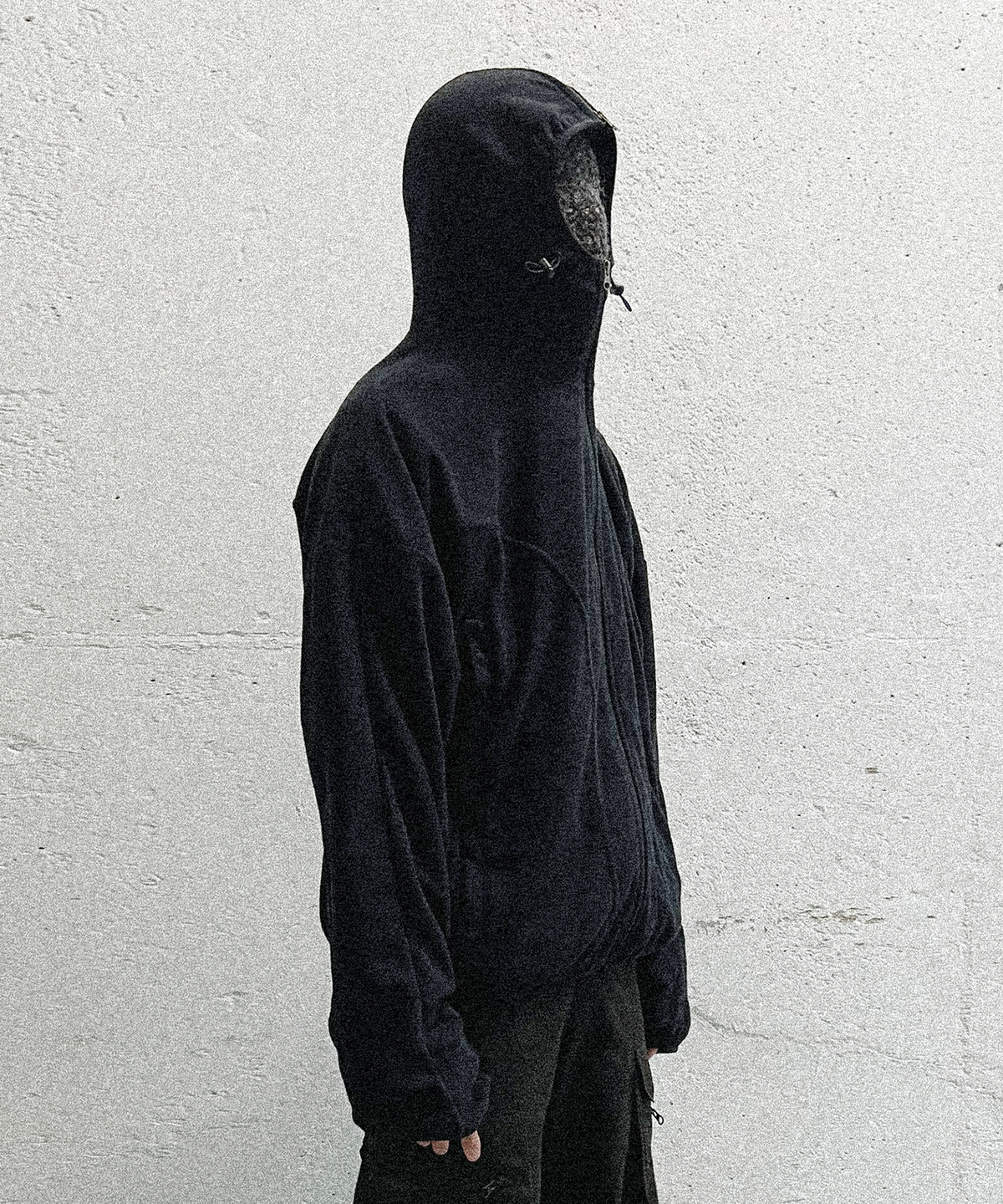 그레일즈(GRAILZ) GEOMETRY SPLIT ZIP HOODIE [BLACK]