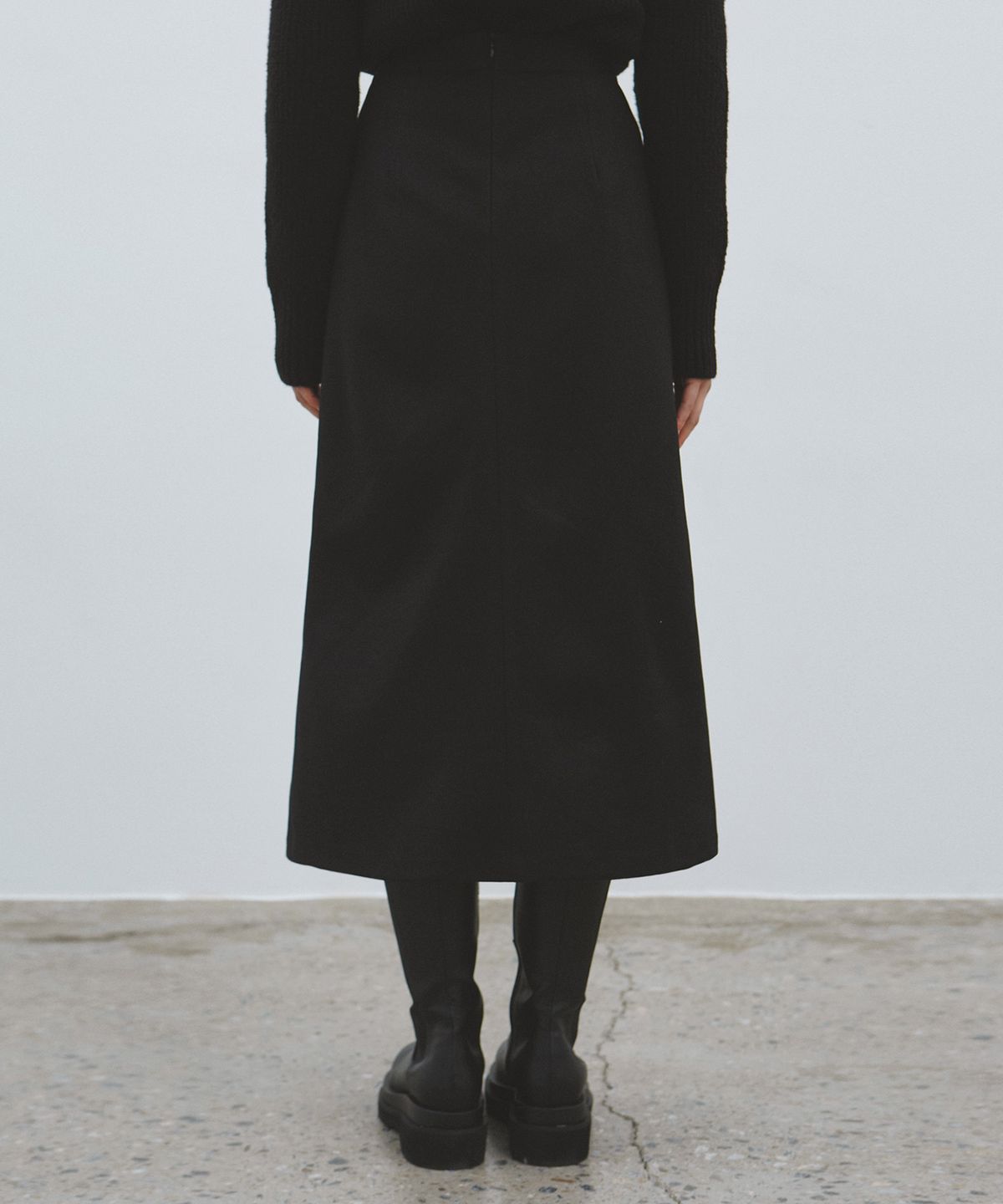 닉앤니콜(NICK&NICOLE) SLIT H LONG SKIRT_BLACK