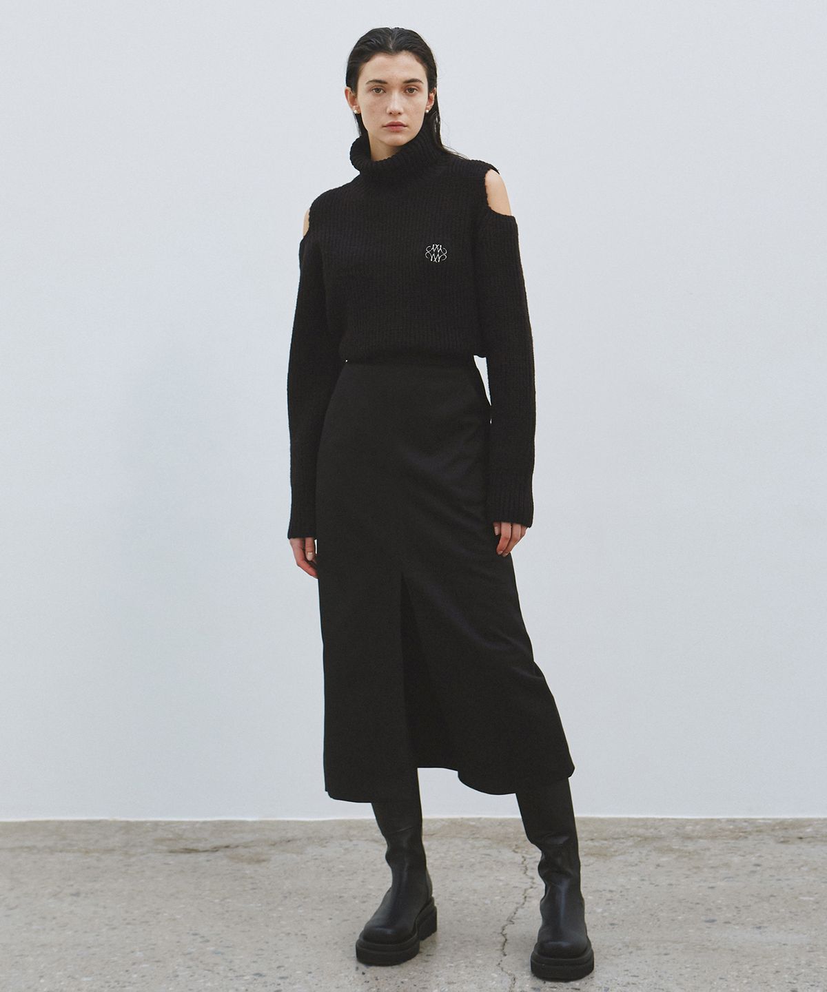 닉앤니콜(NICK&NICOLE) SLIT H LONG SKIRT_BLACK