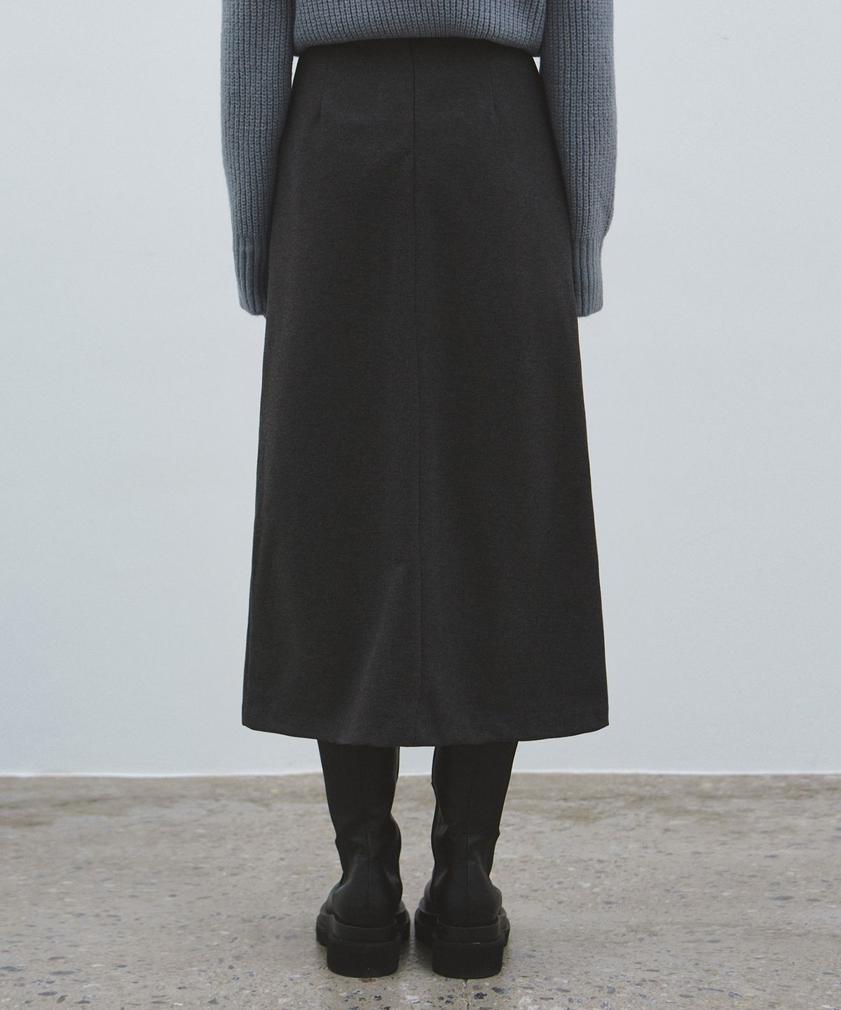 닉앤니콜(NICK&NICOLE) SLIT H LONG SKIRT_CHARCOAL