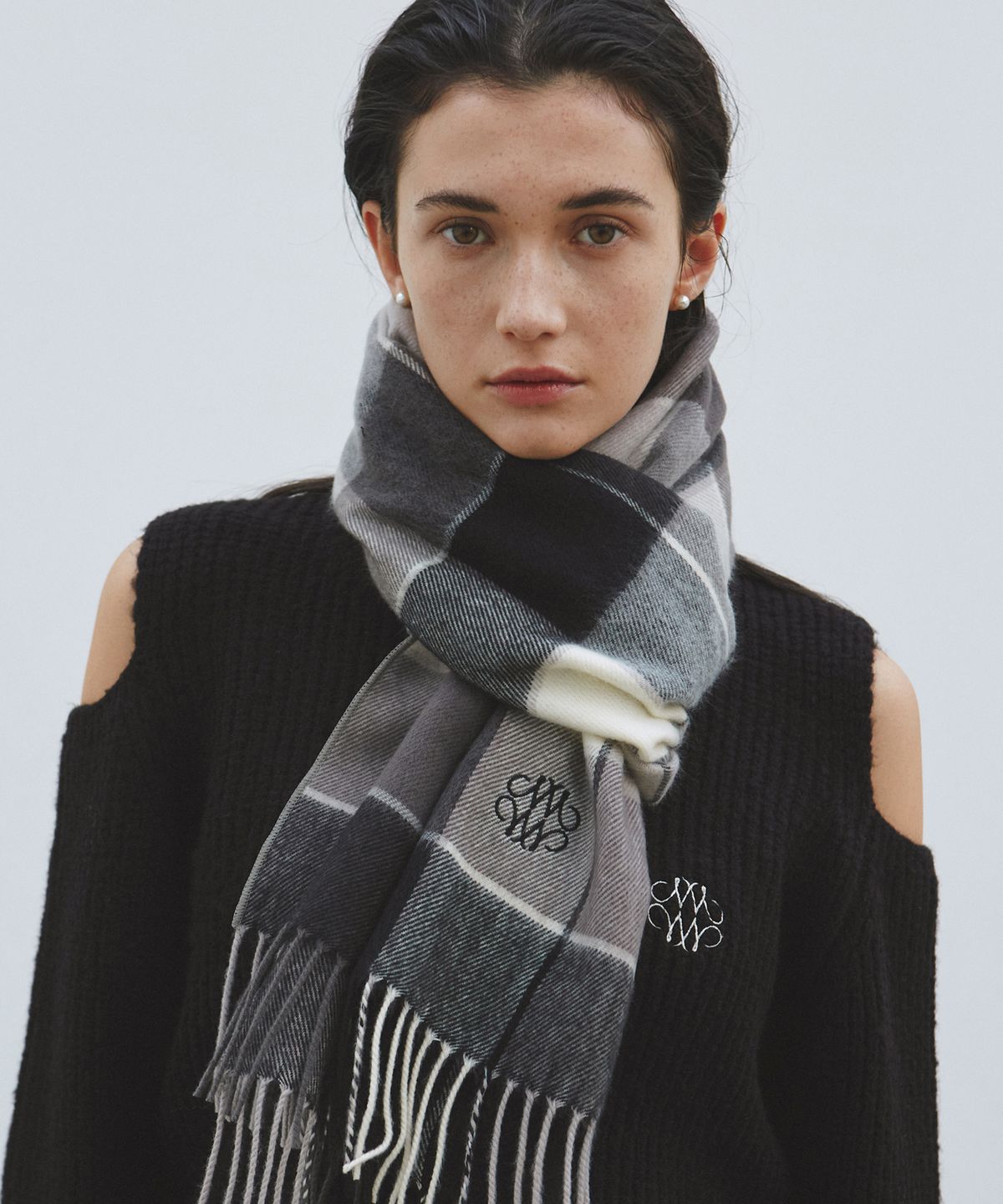닉앤니콜(NICK&NICOLE) NICOLE MIXED CHECK MUFFLER_GRAY