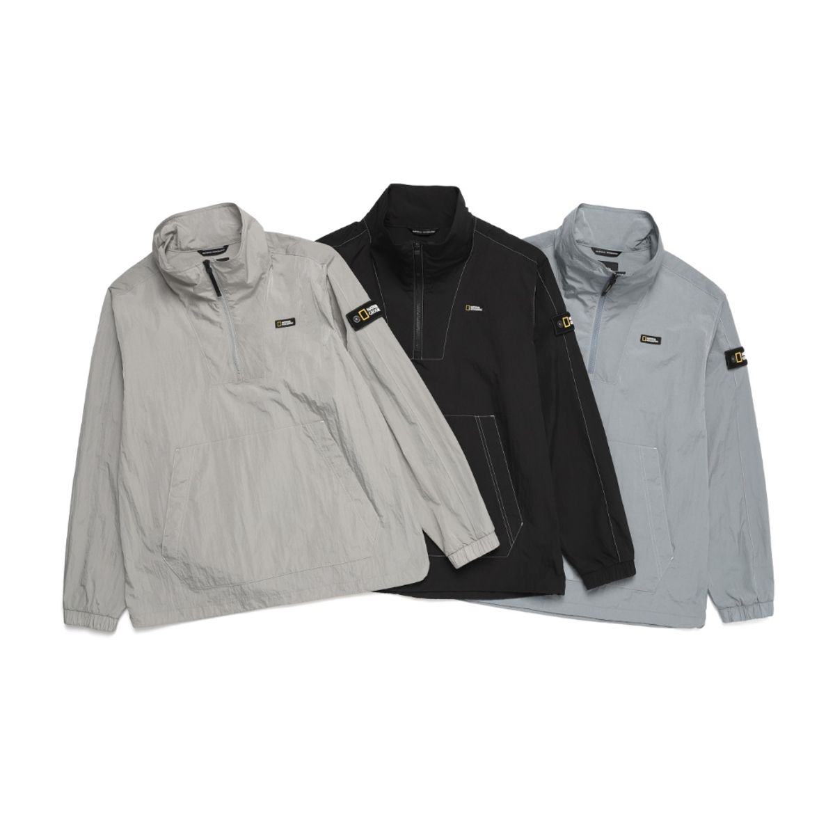 내셔널지오그래픽(NATIONALGEOGRAPHIC) N231UJP902 우븐 세미 오버핏 로고 아노락 점퍼 CARBON BLACK