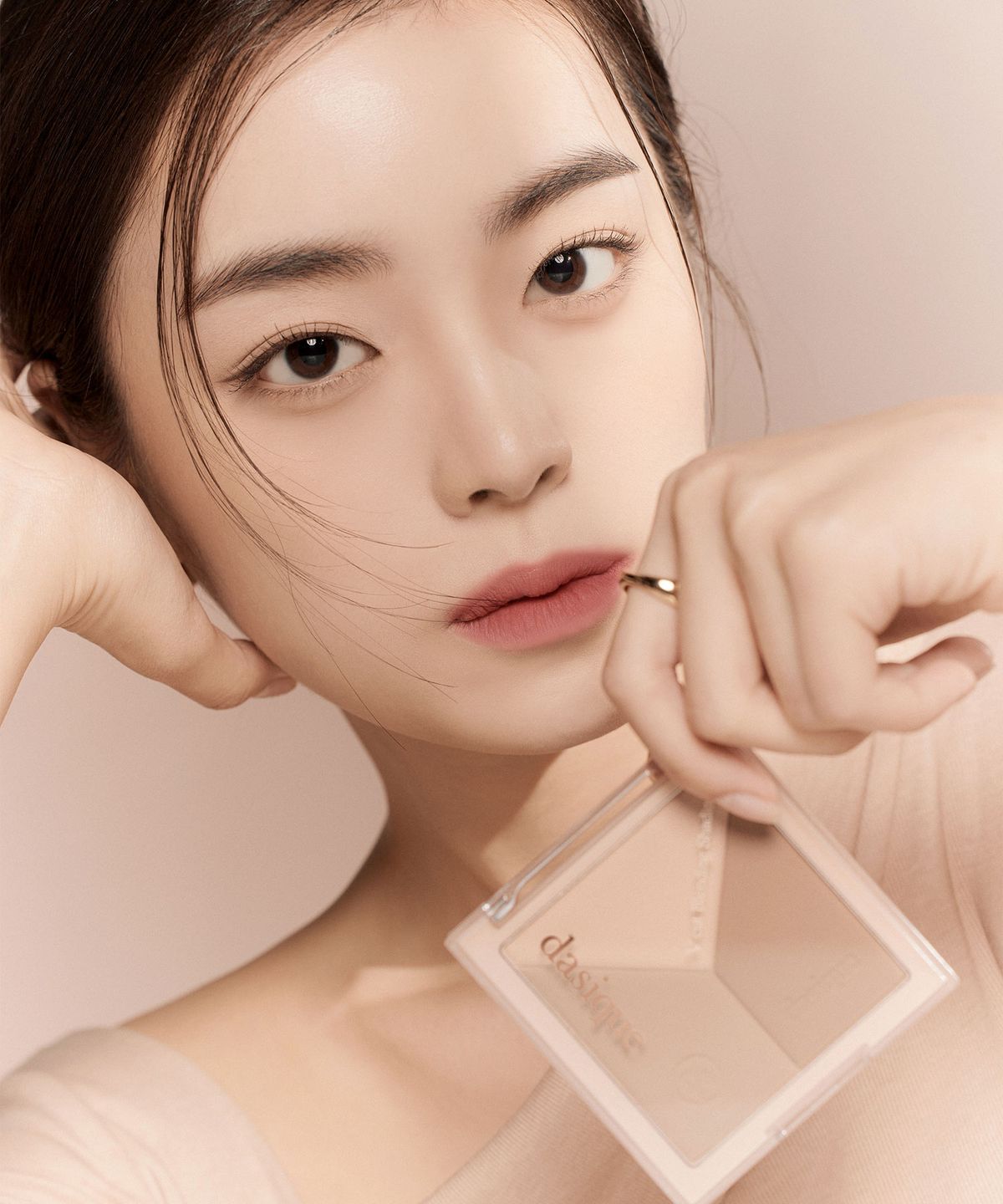 데이지크(DASIQUE) 브이컷 블렌딩 쉐딩