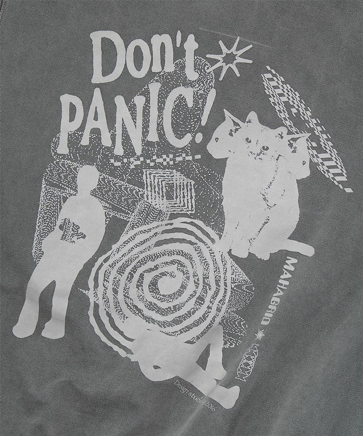 마하그리드(MAHAGRID) DON’T PANIC PIGMENT SWEATSHIRT CHARCOAL(MG2DSMM441A)
