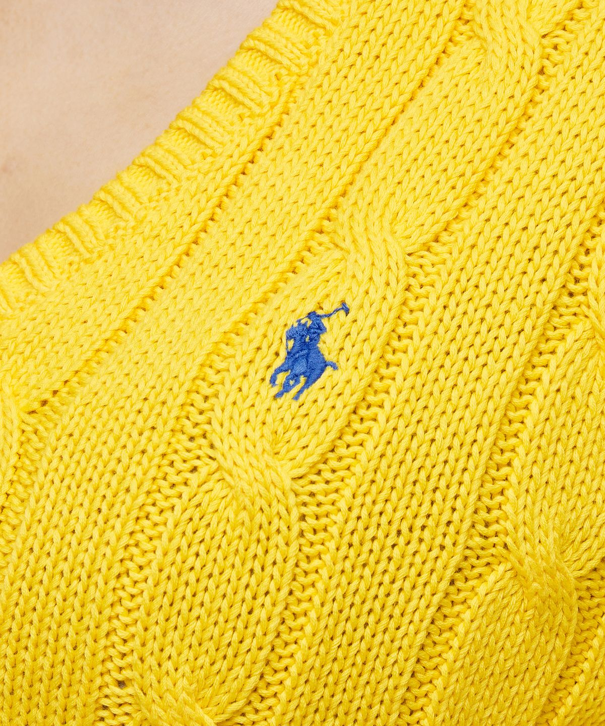 폴로 랄프 로렌(POLO RALPH LAUREN) W 케이블 니트 코튼 V넥 스웨터 - 옐로우