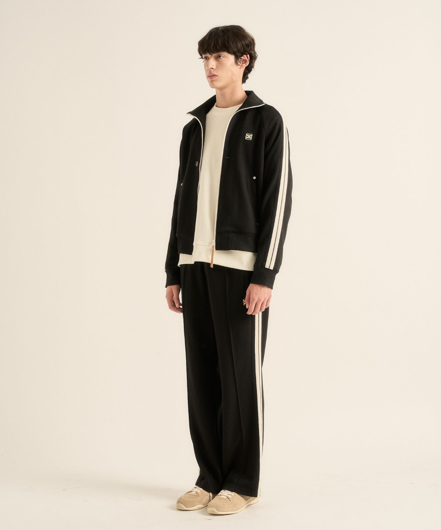 MUSINSA | SATUR Lawton Velour Collar Jacket Black