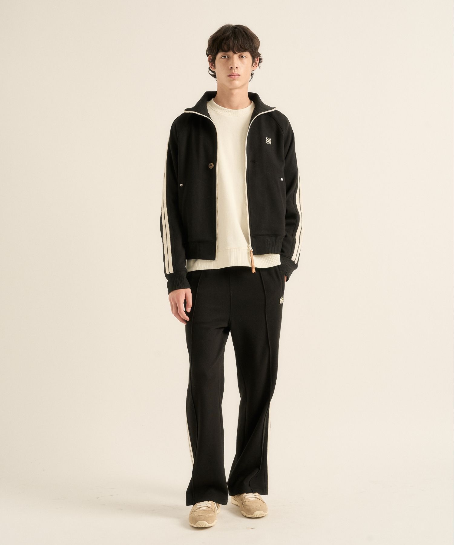 人気定番の SATUR | MUSINSA Lawton Black Caviar Pants Track Day All パンツ