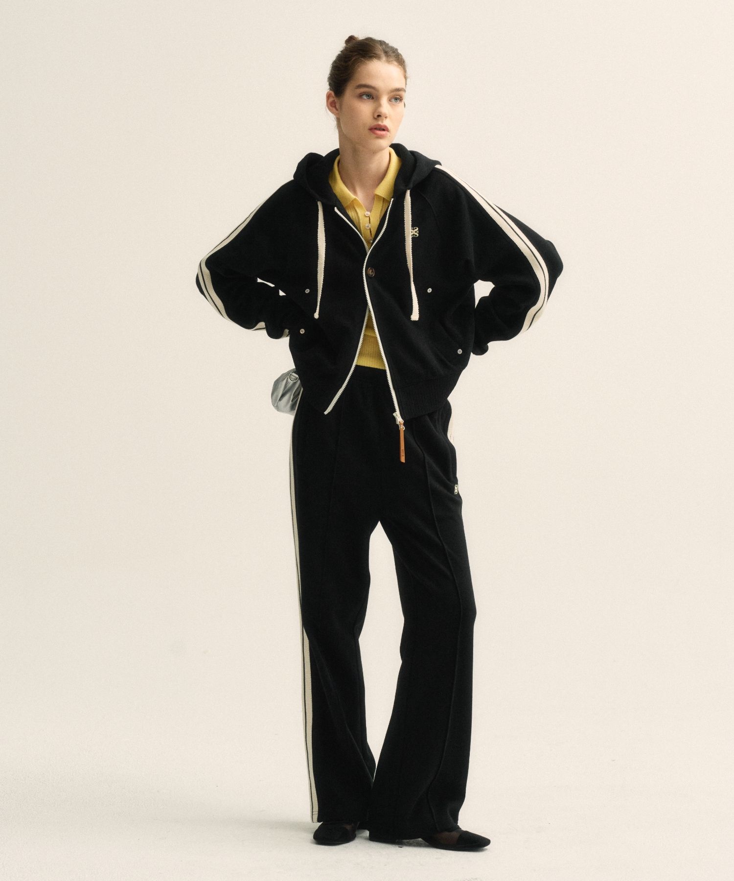 ◆SATUR◆ Lawton All Day Half Track Pants Caviar Black SA242 MUSINSA | SATUR Lawton All Day Half Track Pants Caviar Black