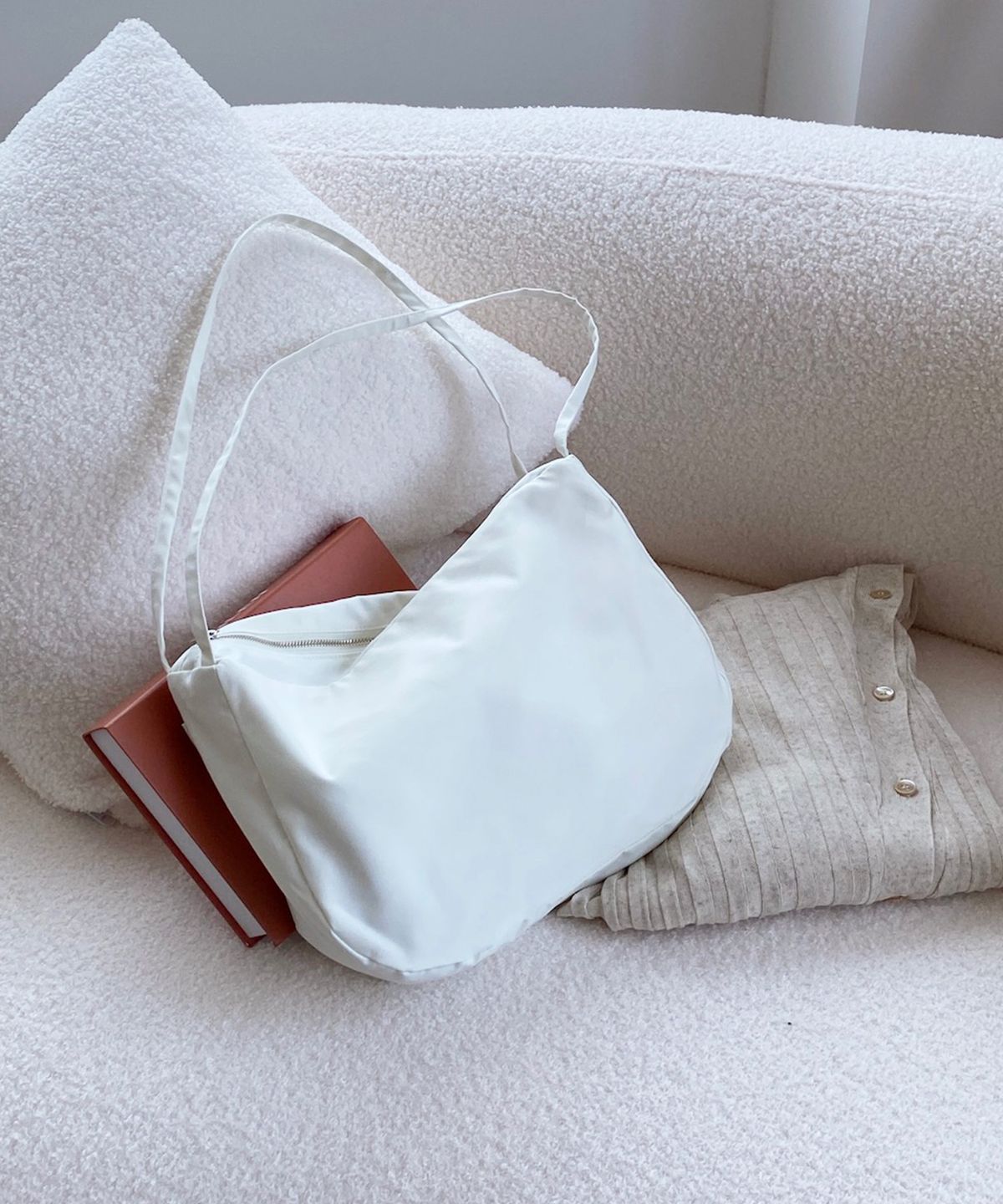 무쿠앤에보니(MUCU AND EBONY) Mellow Shoulder Bag _ Off White