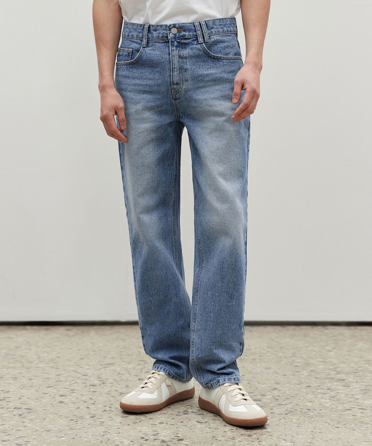 데케트(DECET) Dawn Semi Wide Jeans DCPT002LaserLightBlue