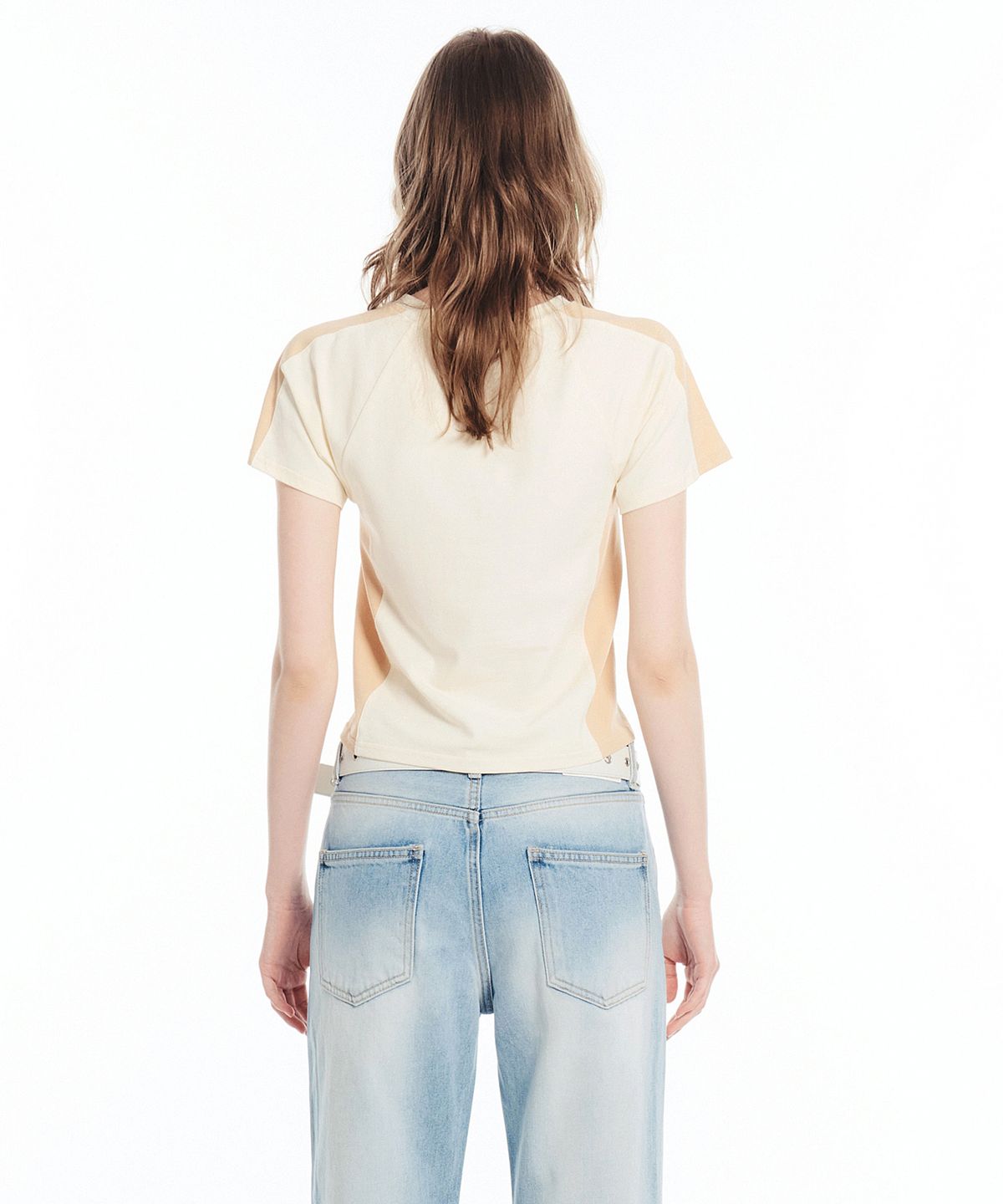 세릭(CERRIC) RAGLAN LOGO HALF TOP / CREAM