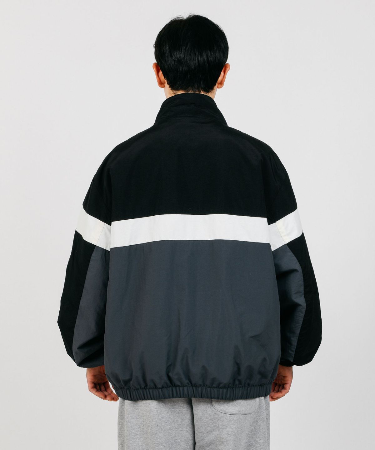 예일(YALE) NYLON TRACK BLOUSON BLACK