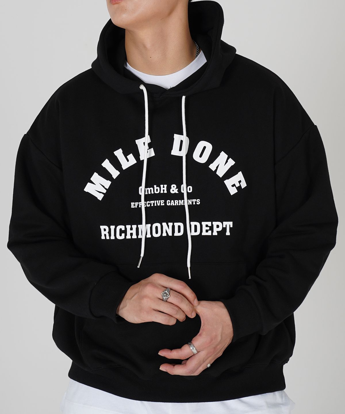 더마일(THEMILE) MILEDONE 마일던 시그니쳐 후디[BLACK]