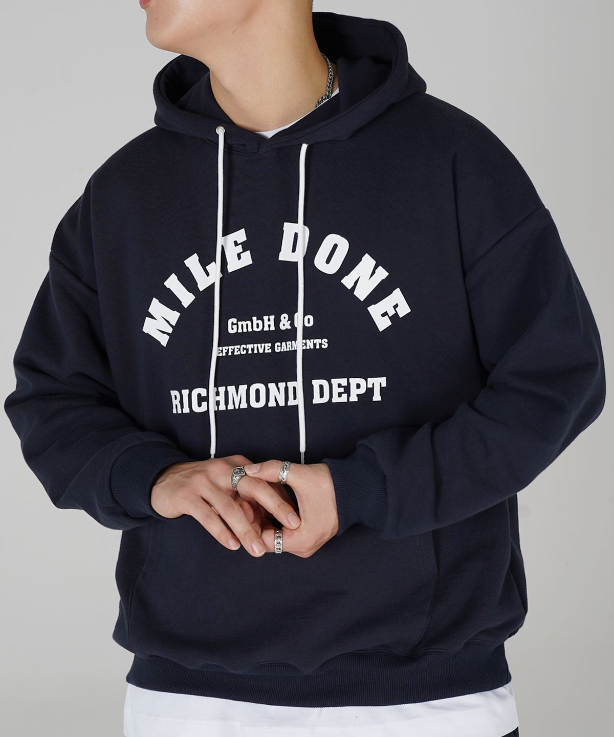 더마일(THEMILE) MILEDONE 마일던 시그니쳐 후디[NAVY]