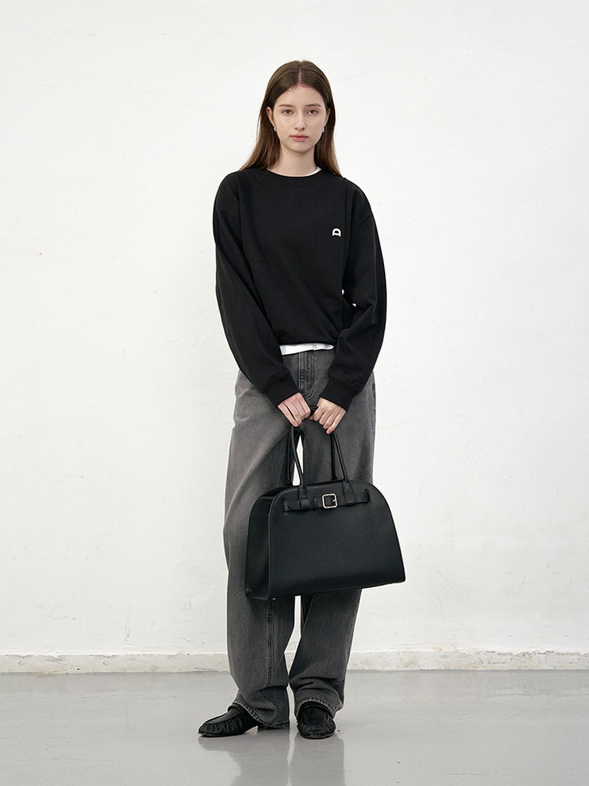 던스트(DUNST) UNISEX DUNST LOGO CREASE SWEATSHIRT_UDTS6A103_BLACK