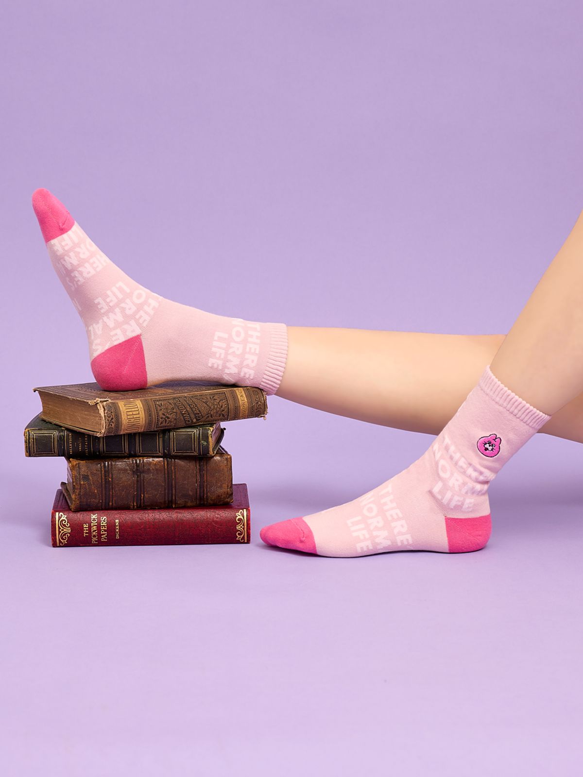 싹스오버왓에버(SOXOVERWHATEVER) PINGO Letter Socks