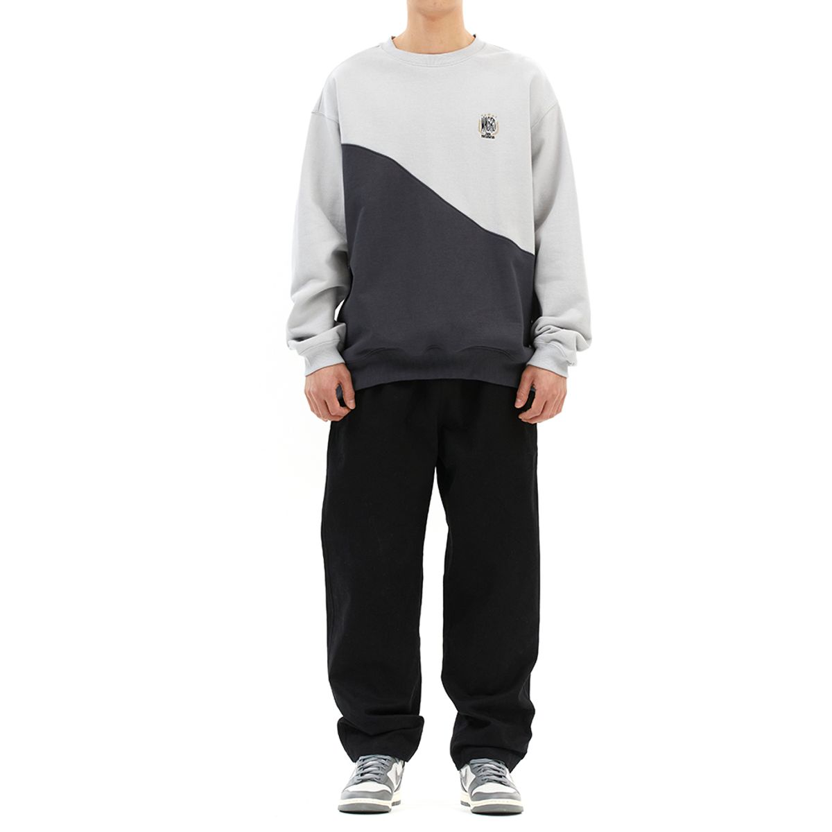 마하그리드(MAHAGRID) COLOR BLOCK SWEATSHIRT GREY(MG2DSMM445A)