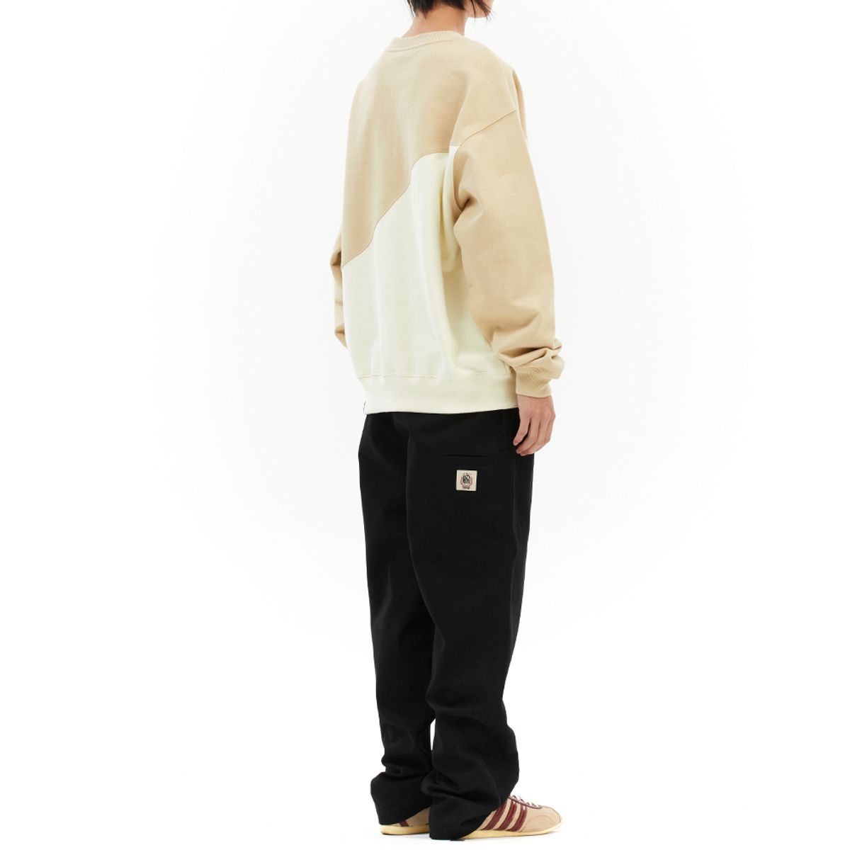 마하그리드(MAHAGRID) COLOR BLOCK SWEATSHIRT BEIGE(MG2DSMM445A)