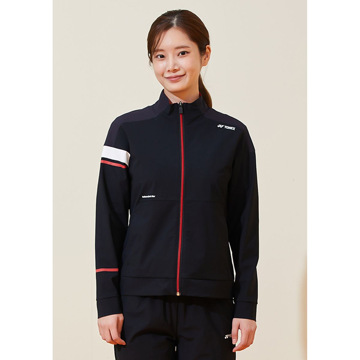 요넥스(YONEX) 221WU010F 블랙 여성 언밸런스 트레이닝 자켓