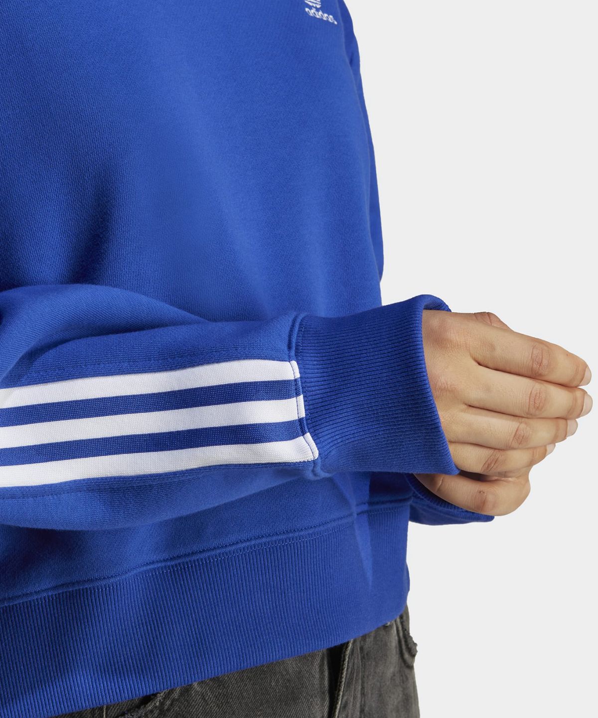 아디다스(ADIDAS) 스웨트셔츠 - 블루 / IB7397