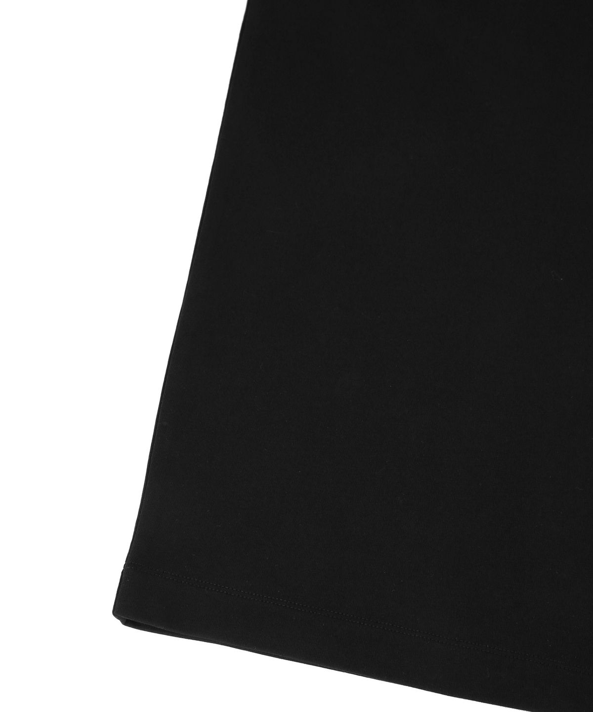 일꼬르소(IL CORSO) 에센셜 롱슬리브 블랙 IETS4G001BK