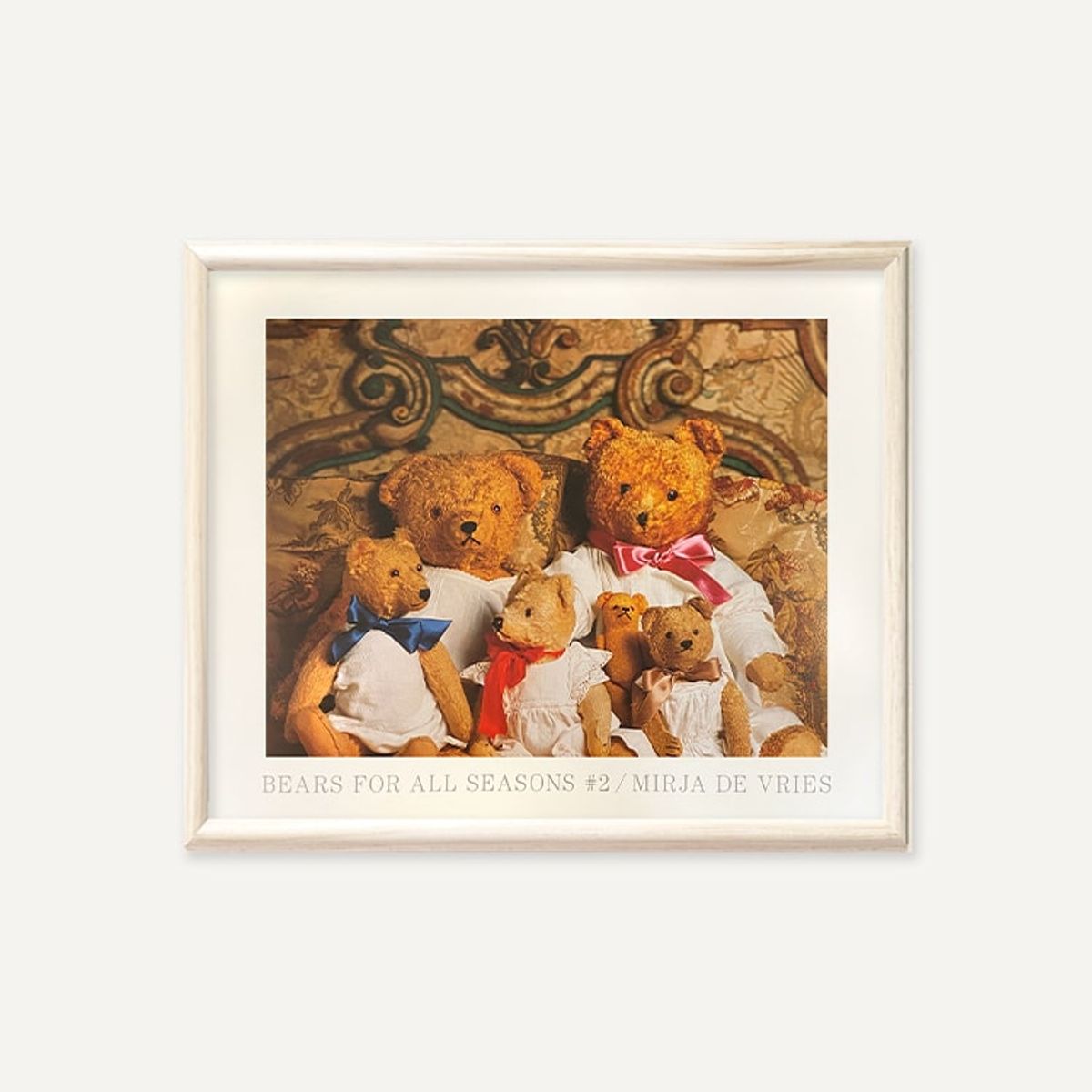 그릿시즌(GREET SEASON) 미르야 드 브리스 Bears For All Seasons (액자 포함)