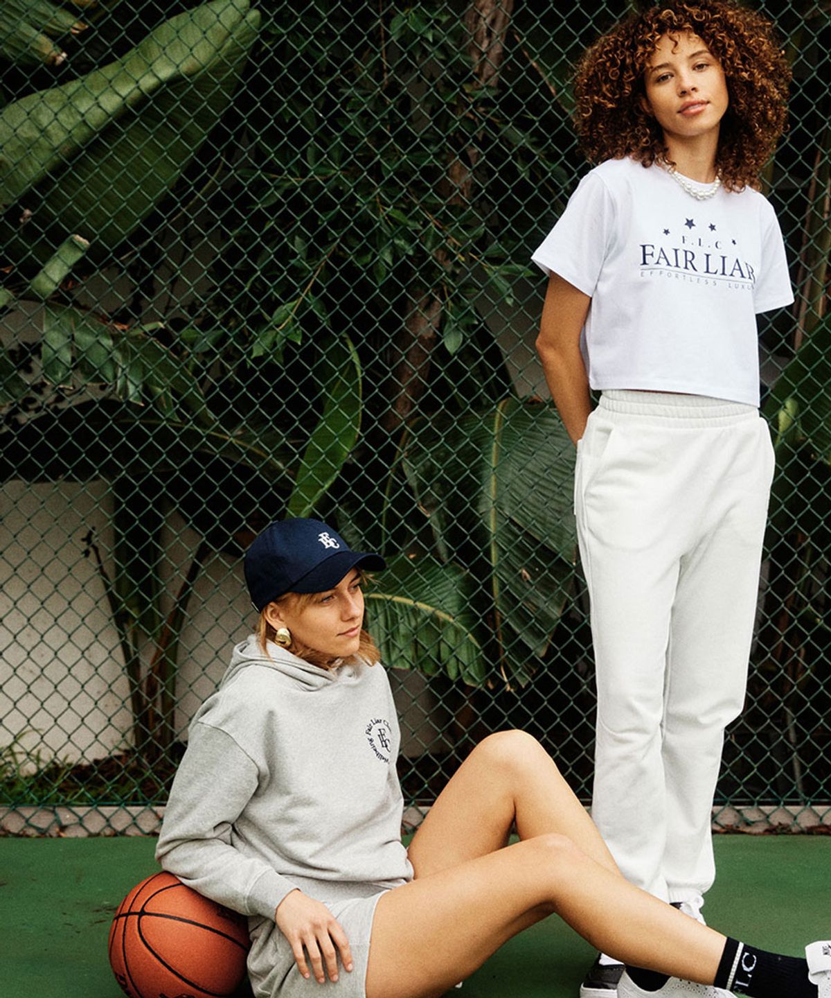 페어라이어 클럽(FAIRLIAR CLUB) FLC Lifestyle Sweatpants_WHITE