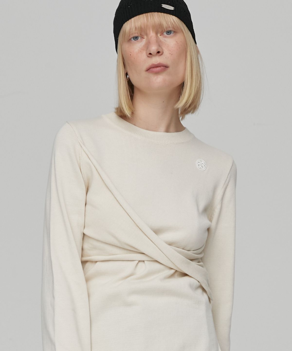 엔오르(EN OR) TWIST PULLOVER - IVORY