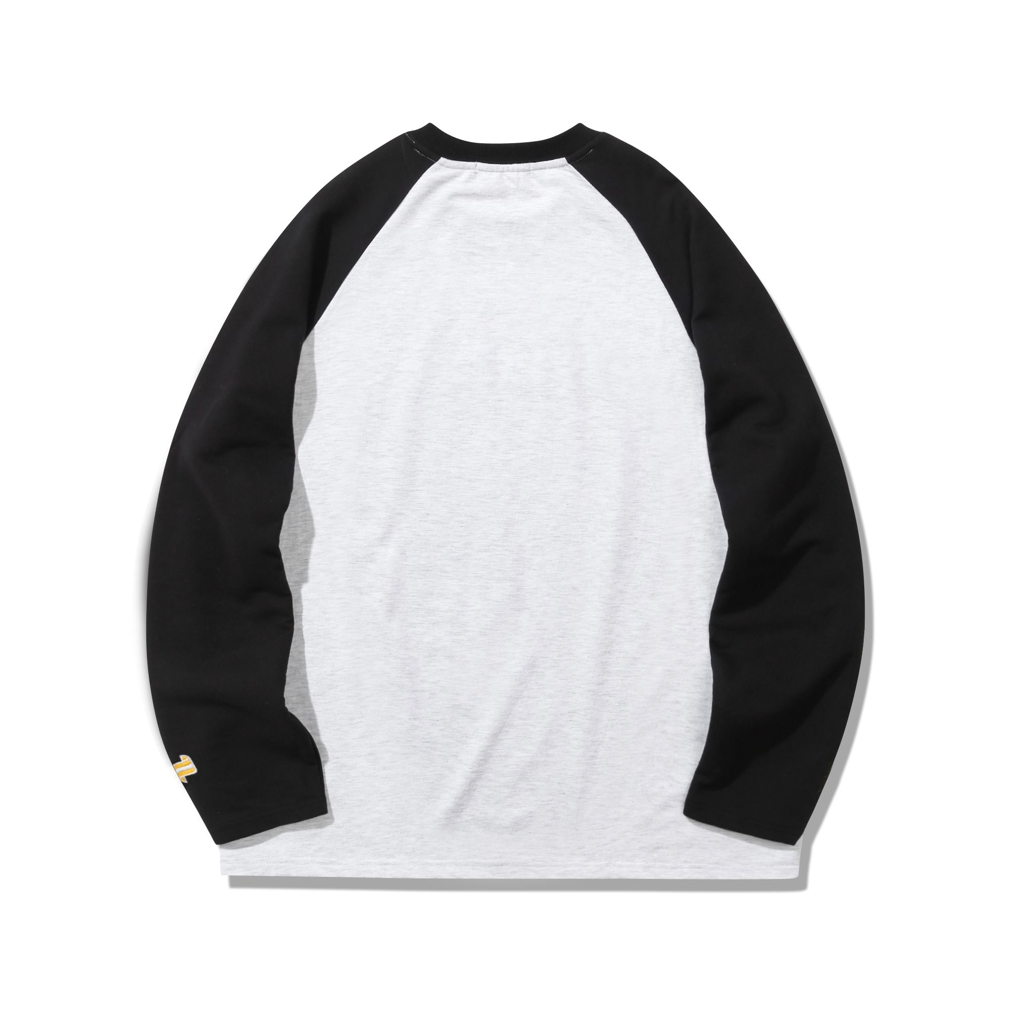 MUSINSA | MAINBOOTH Road Ahead Raglan T-shirt(CLOUD GRAY)