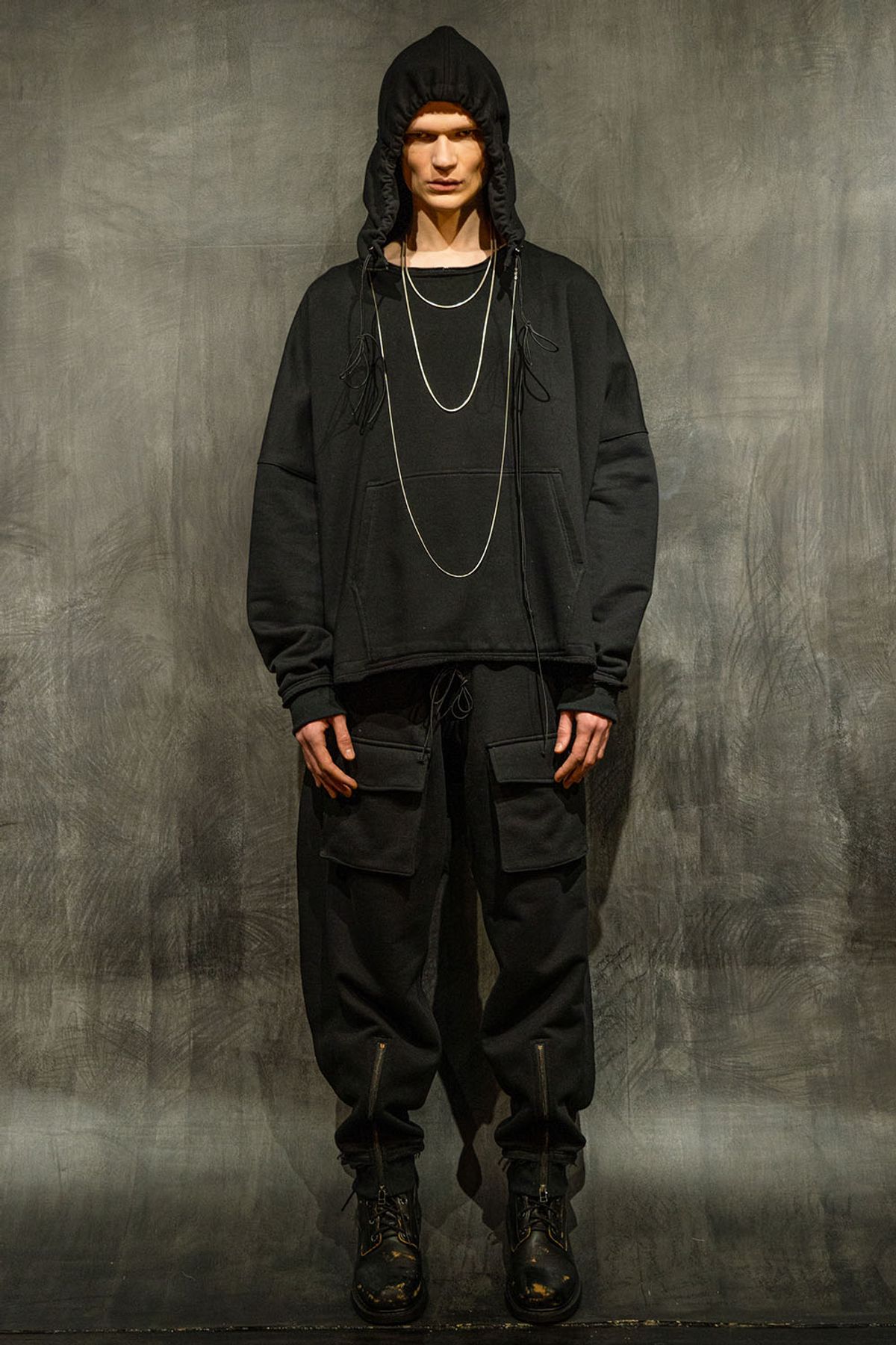 아스파라거스(ASPARAGUS) Neckline Zipper Hoodie-BK