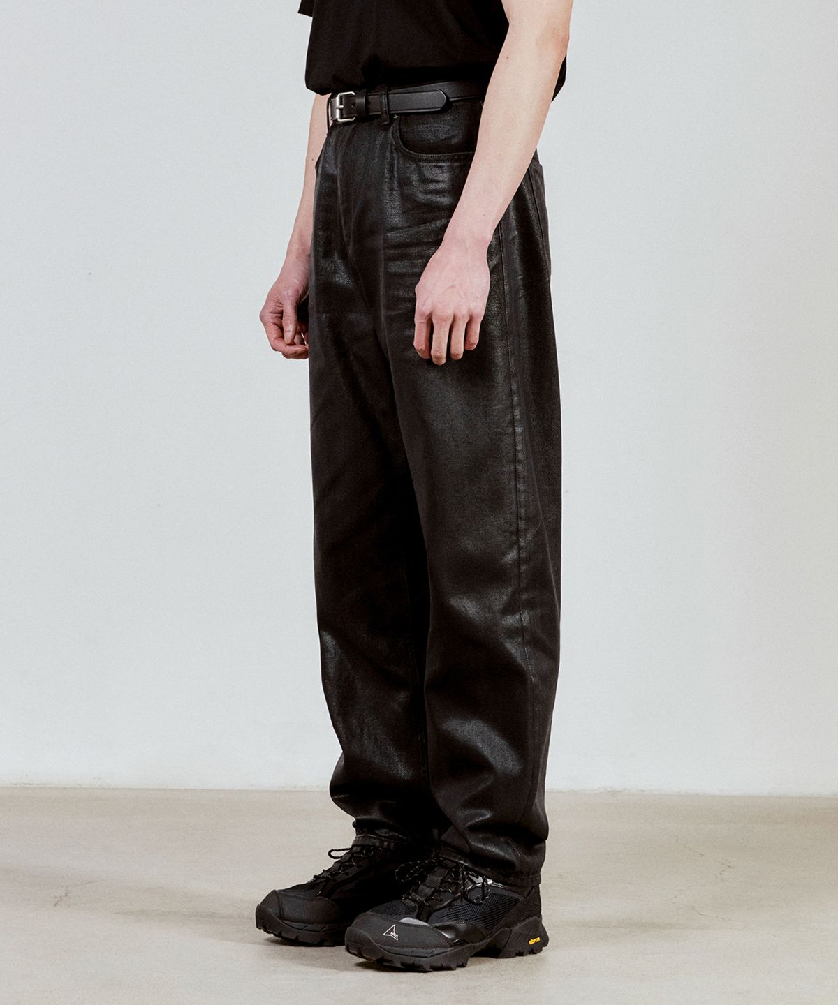 브랜디드(BRANDED) 1818 BLACK VENOM JEANS [VINTAGE STRAIGHT]