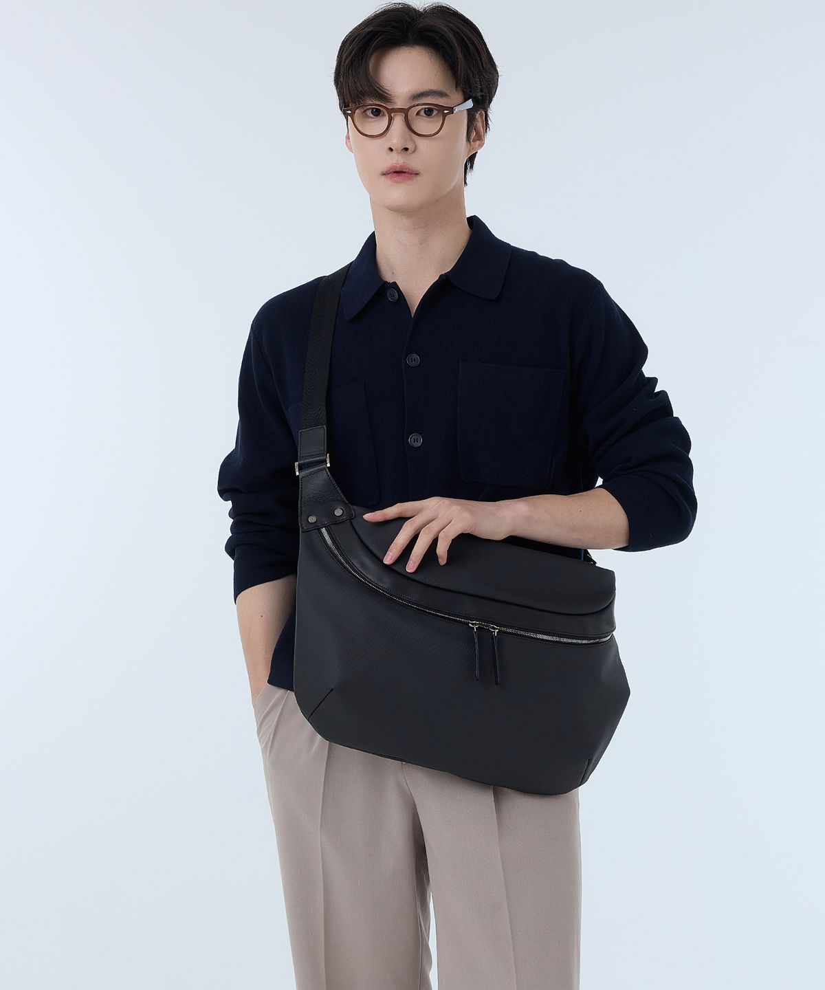 베드포드일레븐스(BEDFORD11TH) 14인치 수납 위크데이메신저[블랙]