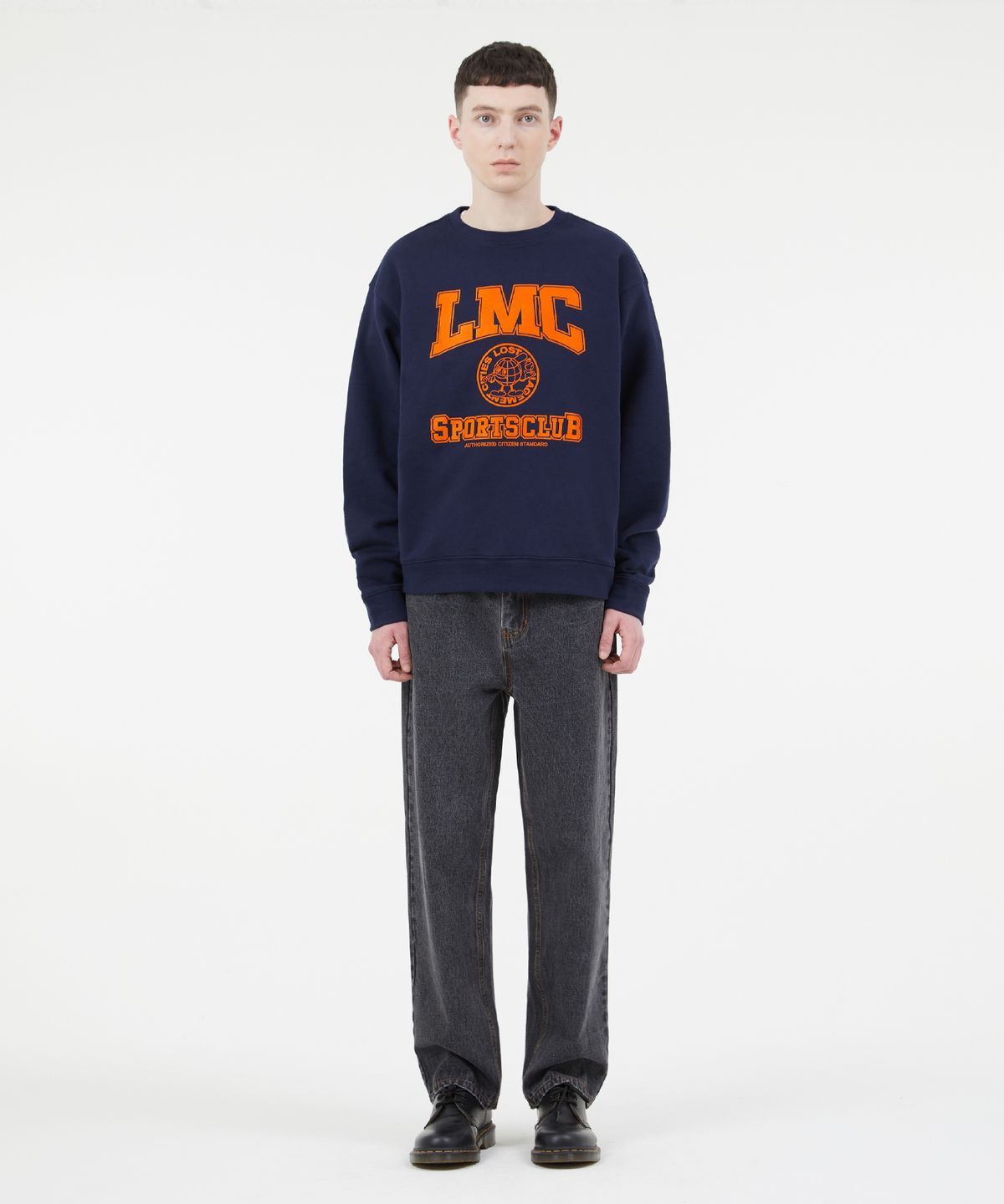 엘엠씨(LMC) EARTH MAN COLLEGE SWEATSHIRT navy