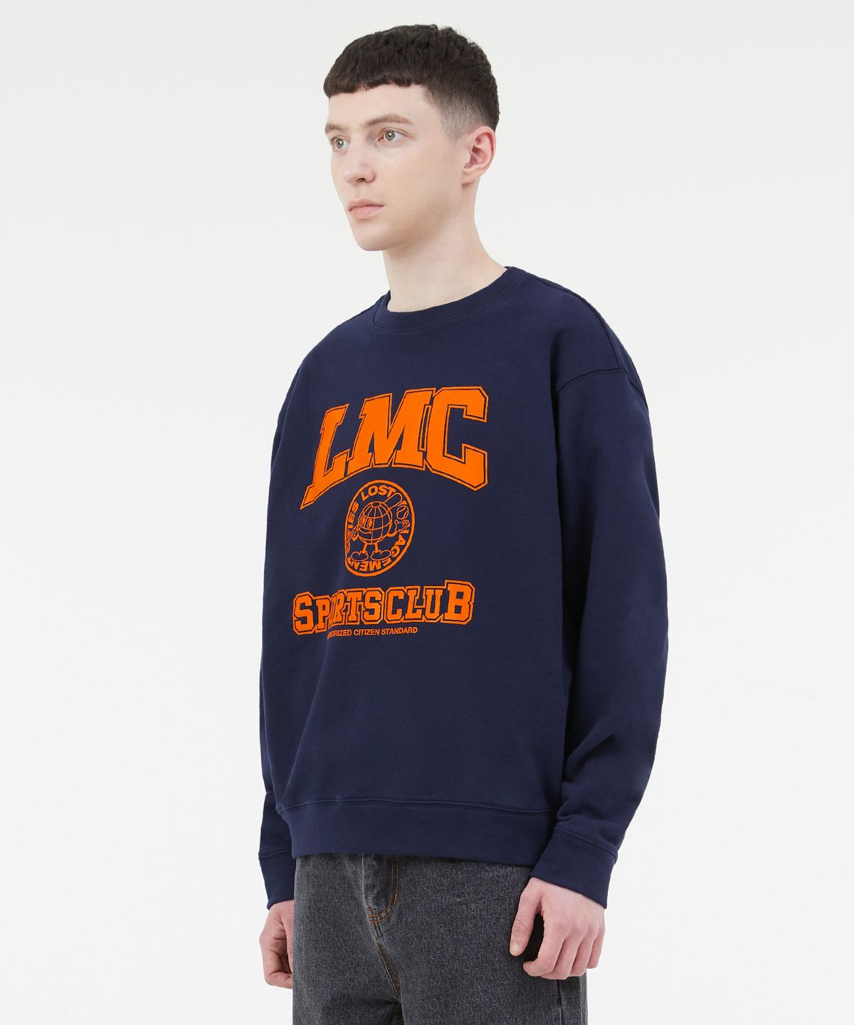 엘엠씨(LMC) EARTH MAN COLLEGE SWEATSHIRT navy