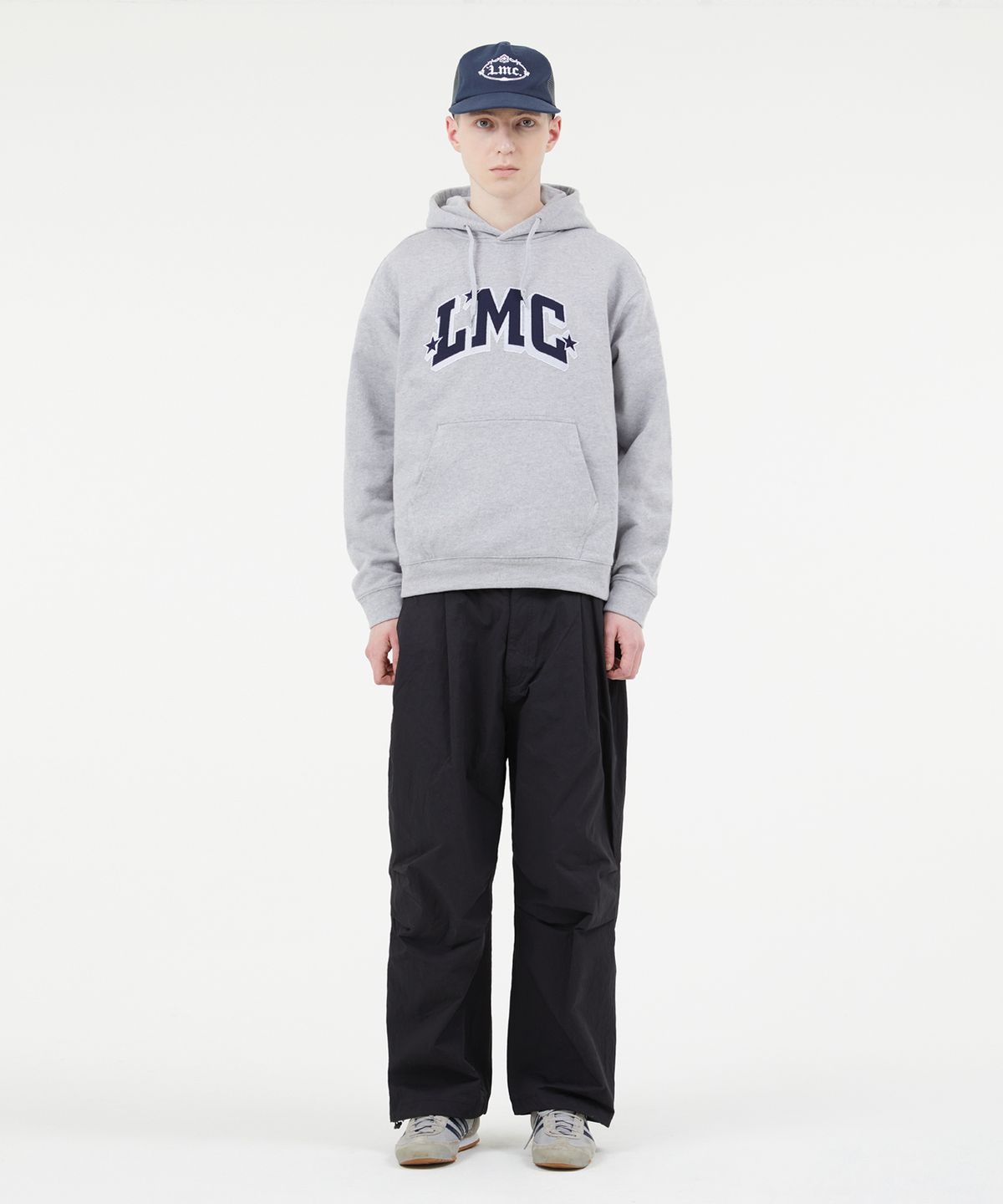 엘엠씨(LMC) STAR ARCH APPLIQUE HOODIE heather gray