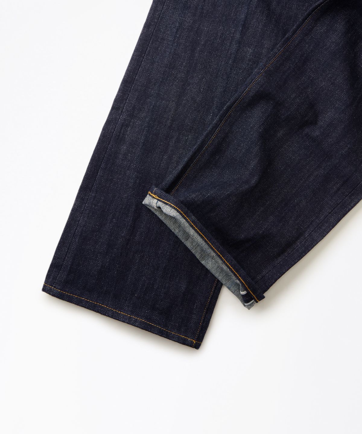 아웃스탠딩(OUTSTANDING) 30S CINCH BACK SELVEDGE WIDE PANTS_INDIGO