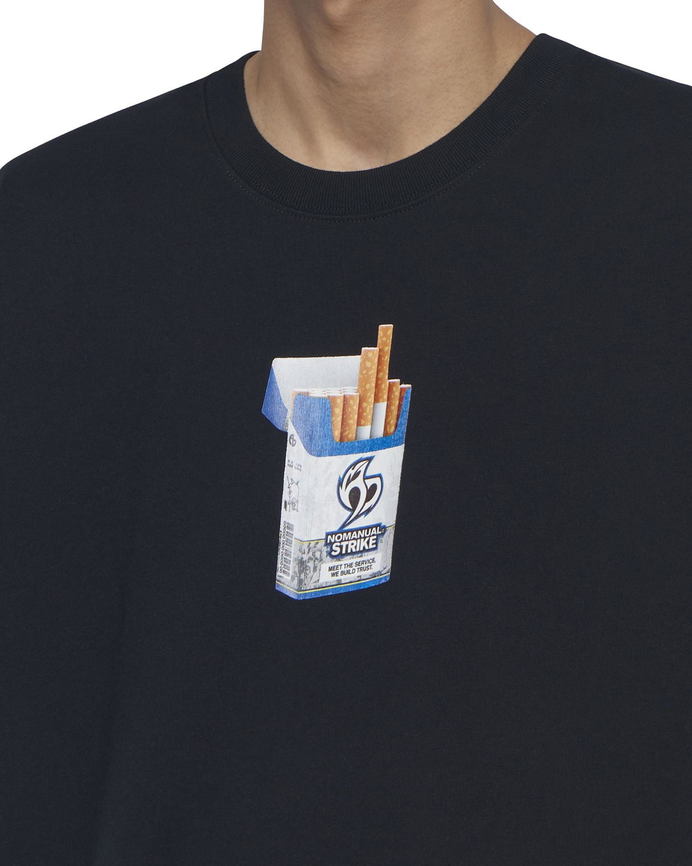 【NOMANUAL】NM STRIKE T-SHIRT 2色 ★韓国の大人気★ NOMANUAL（NOMANUAL）の「韓国ブランド NOMANUAL ノーマニュアル