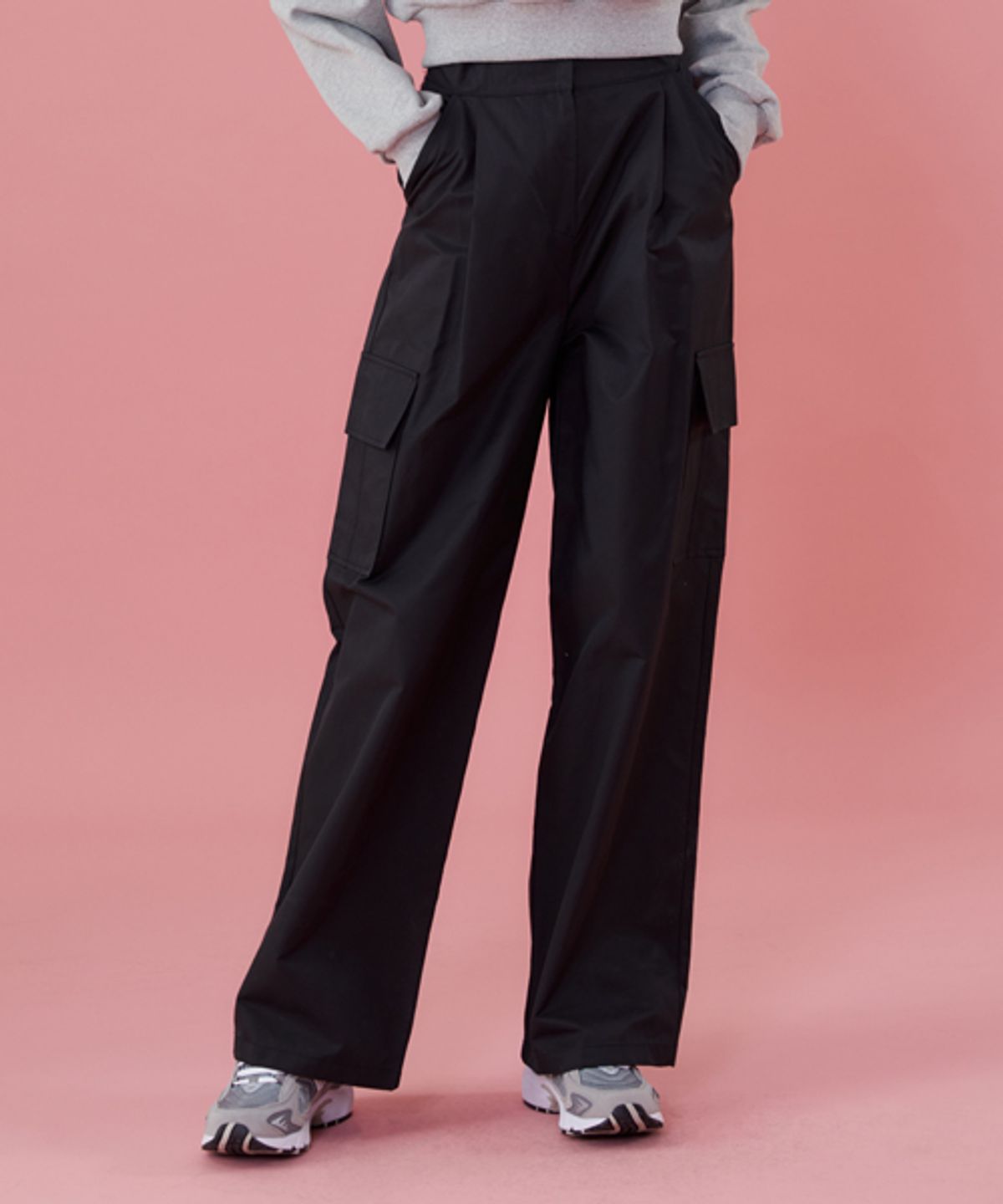 콜릿(KOLEAT) WOMEN 기능성 바스락 와이드 카고 슬랙스 팬츠 [BLACK]